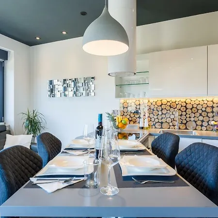 New Parkview/cityview Apartman